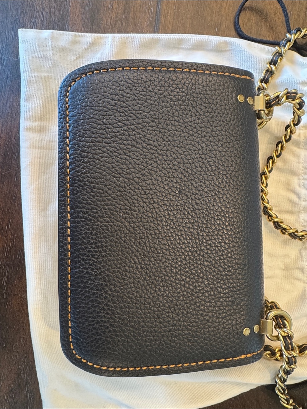 NWOT Rare Coach Black Troupe Pebbled Leather Crossbody with Gold Turnlock - Picture 5 of 15